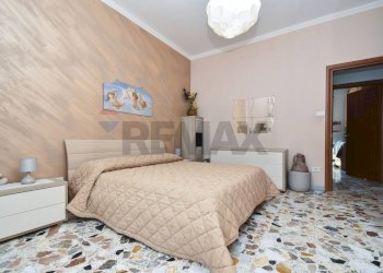 Camera / camera da letto - Trilocale via salvatore quasimodo
 
39, Belpasso - foto 18