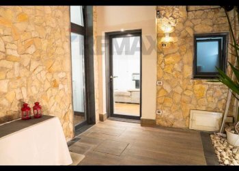 Casa all\'aperto - Casa indipendente Via Francesco Macaluso
 
14, Aci Castello - foto 2