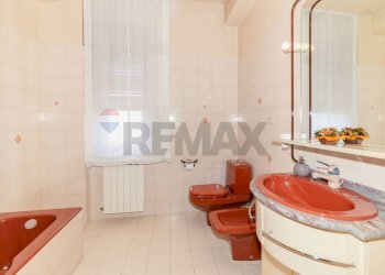 Bagno - Appartamento Via Galermo
 
105, Catania - foto 15