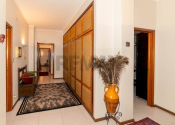 Hall / corridoio - Appartamento Via Galermo
 
105, Catania - foto 18