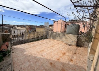 Terrazza - Independent house Via Giuseppe Garibaldi
 
71/73, Ferla - photo 23