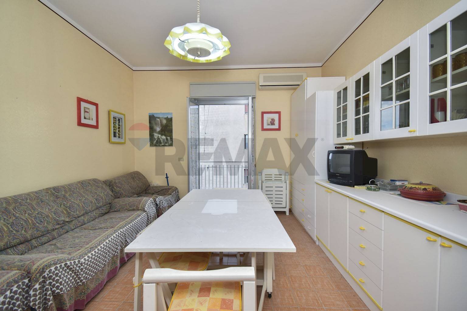 Soggiorno - One-room apartment Via Banco Monteforte
 
15, Calatabiano - photo 1
