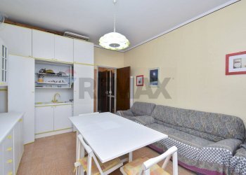 Sala da pranzo - Monolocale Via Banco Monteforte
 
15, Calatabiano - foto 10