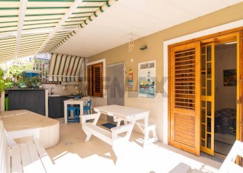 Terrazza - Casa semi indipendente via provinciale per riposto
 
45, Acireale - foto 2