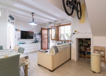 Sala da pranzo - Casa semi indipendente via provinciale per riposto
 
45, Acireale - foto 5