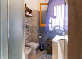 Bagno - Casa semi indipendente via provinciale per riposto
 
45, Acireale - foto 9