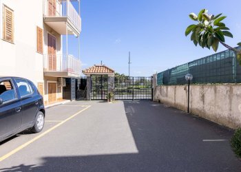 Edificio all\'aperto - Casa semi indipendente via provinciale per riposto
 
45, Acireale - foto 24