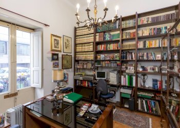 Ufficio - Casa indipendente VIA VINCENZO BELLINI
 
42, Paterno - foto 6