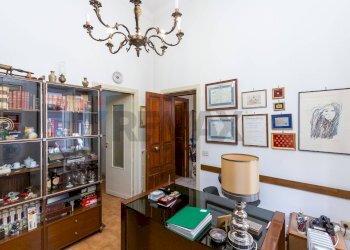 Soggiorno - Casa indipendente VIA VINCENZO BELLINI
 
42, Paterno - foto 7