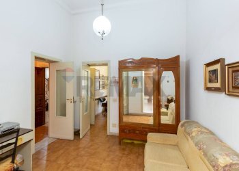 Soggiorno - Casa indipendente VIA VINCENZO BELLINI
 
42, Paterno - foto 13