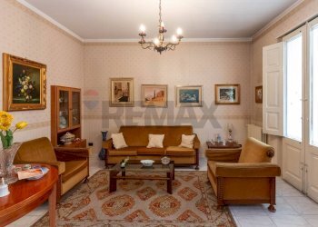 Soggiorno - Casa indipendente VIA VINCENZO BELLINI
 
42, Paterno - foto 25