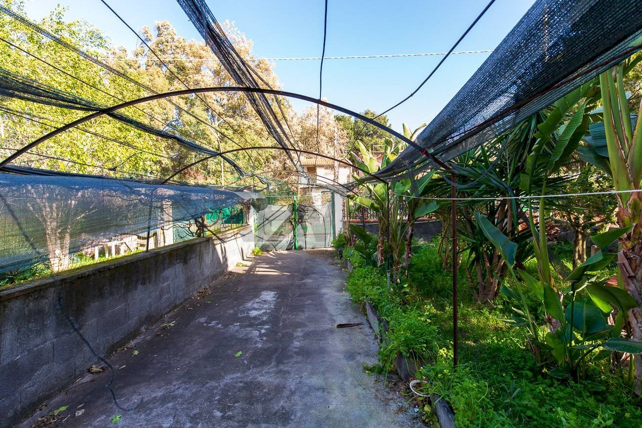 Giardino - Villa villaggio primo sole 2
sn, Catania - foto 2