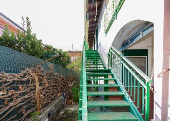 Scale - Villa villaggio primo sole 2
 
sn, Catania - foto 21