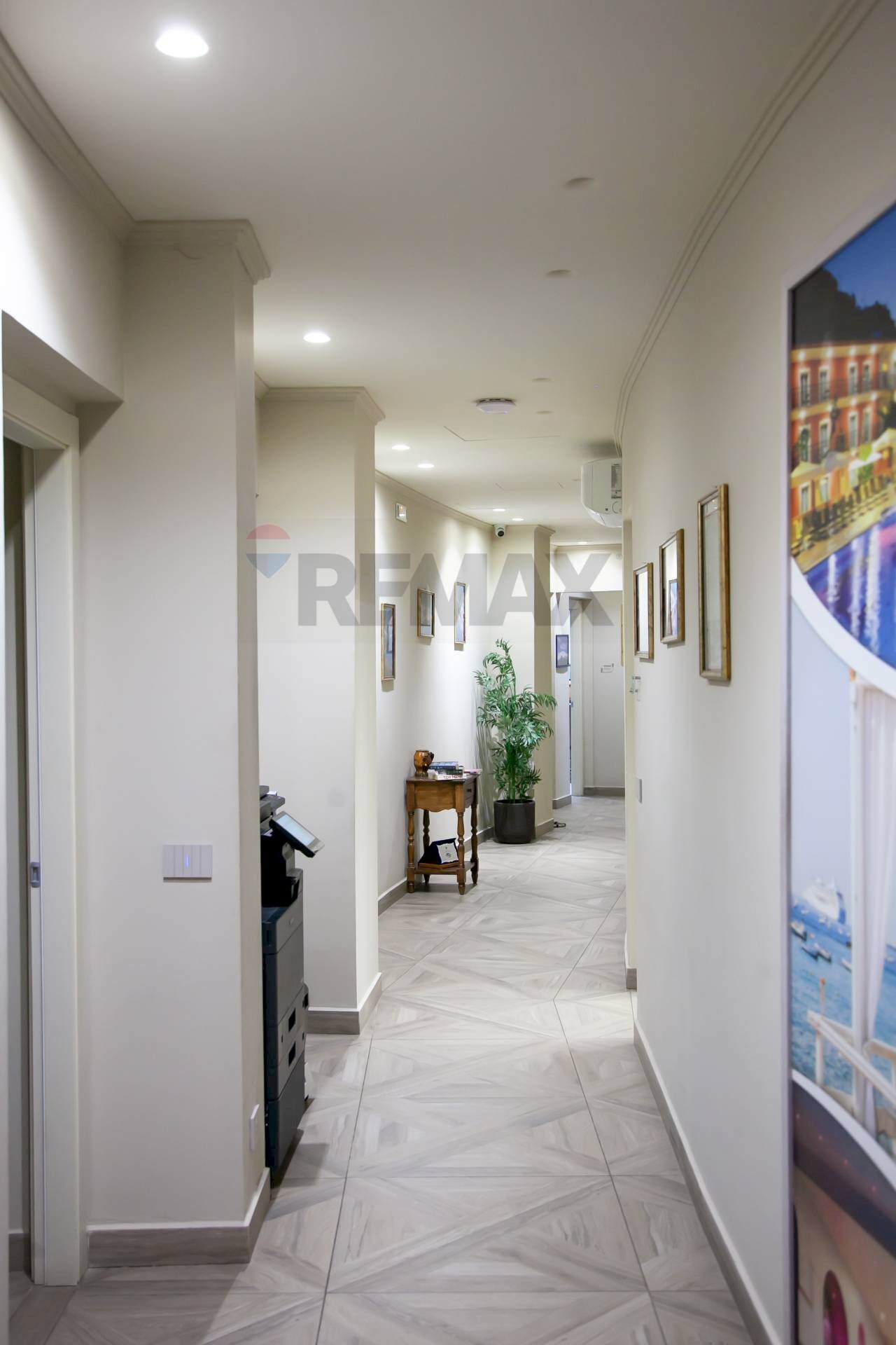 Hall / corridoio - Ufficio VIALE COLOMBO, San Giovanni la Punta - foto 2