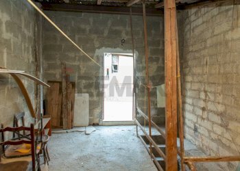 Scale - Casa semi indipendente Via Alfieri
 
39, Lentini - foto 28