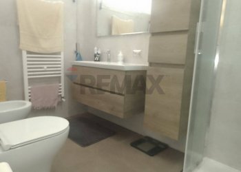 Bagno - Trilocale Via J. F. Kennedy
 
11, Sant'Agata Li Battiati - foto 7