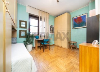Camera / camera da letto - Three-room apartment Via Delle Ande
 
10, Milano - photo 6