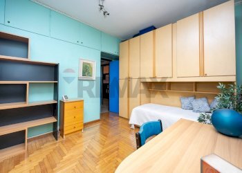 Camera / camera da letto - Three-room apartment Via Delle Ande
 
10, Milano - photo 7