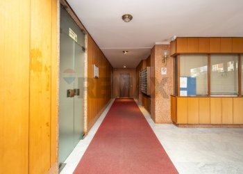 Hall / corridoio - Three-room apartment Via Delle Ande
 
10, Milano - photo 18