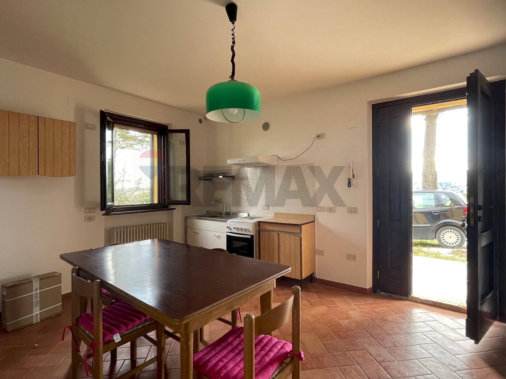 Sala da pranzo - Trilocale Serra de' Conti - foto 3