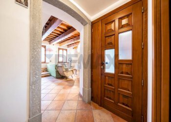 Hall / corridoio - Terraced Villa VIA GARIBALDI
 
6, Galeata - photo 8