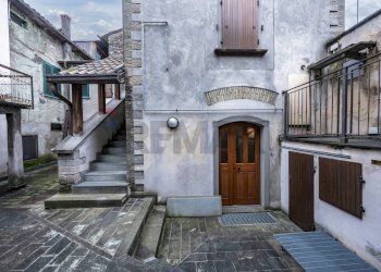 Edificio all\'aperto - Terraced Villa VIA GARIBALDI
 
6, Galeata - photo 21