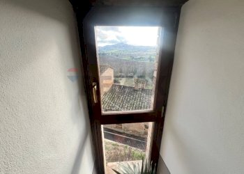 Balcone - Casa semi indipendente VIA DEL PRIORATO n. 8
 
8, Marsciano - foto 16