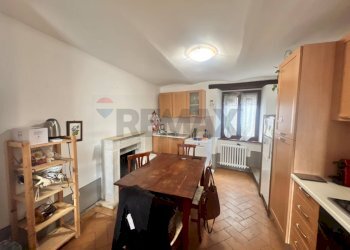 Sala da pranzo - Casa semi indipendente VIA DEL PRIORATO n. 8
 
8, Marsciano - foto 51