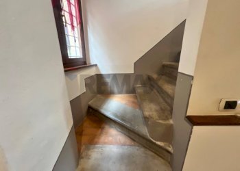 Scale - Casa semi indipendente VIA DEL PRIORATO n. 8
 
8, Marsciano - foto 56