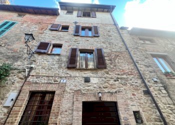 Edificio all\'aperto - Casa semi indipendente VIA DEL PRIORATO n. 8
 
8, Marsciano - foto 65