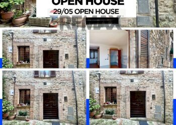 Edificio all\'aperto - Semi-detached house VIA DEL PRIORATO n. 6/8
 
6/8, Marsciano - photo 1