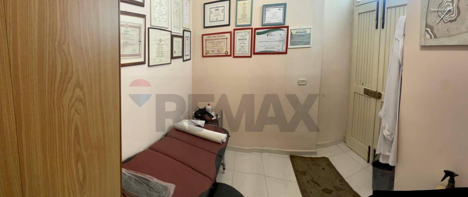 Hall / corridoio - Appartamento Via Roma
 
18, Calascibetta - foto 3