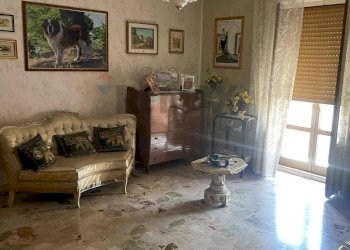 Soggiorno - Appartamento Via Roma
 
18, Calascibetta - foto 2