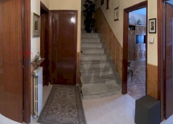 Ricezione / Lobby - Appartamento Via Roma
 
18, Calascibetta - foto 5