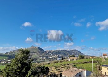 Vista delle montagne - Villa Strada Comunale 89 Suriano
 
s.n.c., Enna - foto 8