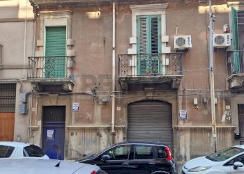 Edificio all\'aperto - Locale Commerciale Via Industriale
 
13, Messina - foto 7