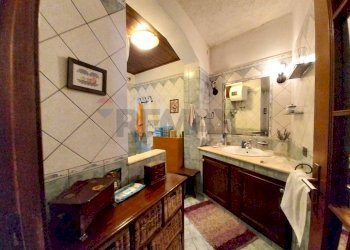 Bagno - Casa semi indipendente Contrada Costa Pisone
 
int. 2 piano terra, Augusta - foto 13