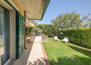 Giardino - Villa via assisi prima traversa
 
9, Trecastagni - foto 11