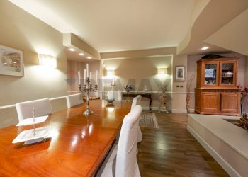 Sala da pranzo - Villa via assisi prima traversa
 
9, Trecastagni - foto 28