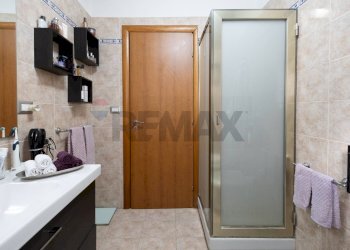 Bagno - Quadrilocale Via: Antonino Di San Giuliano, Sant'Agata Li Battiati - foto 27