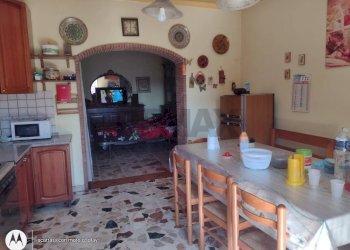 Sala da pranzo - Appartamento Via Cronato
 
38, Catania - foto 21