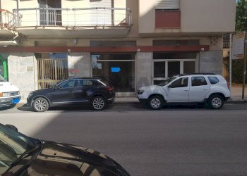 Edificio all\'aperto - Locale Commerciale Viale Trieste
 
51, Caltanissetta - foto 2