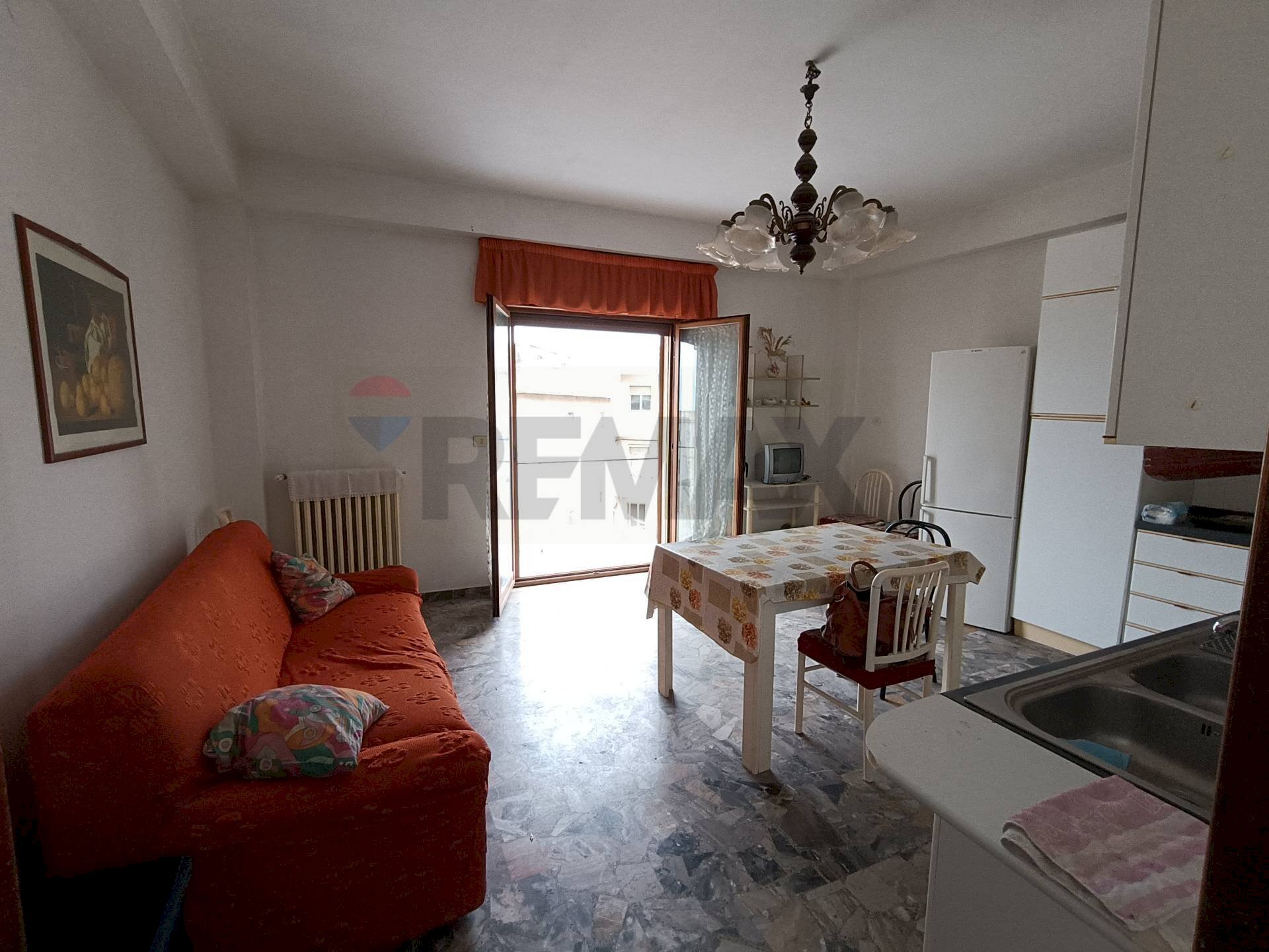 Sala da pranzo - Trilocale Via Umberto I
 
125, Ischitella - foto 2