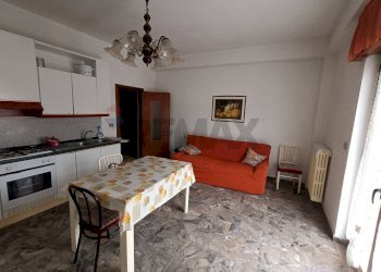 Sala da pranzo - Trilocale Via Umberto I
 
125, Ischitella - foto 3