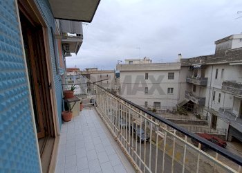 Balcone - Trilocale Via Umberto I
 
125, Ischitella - foto 6