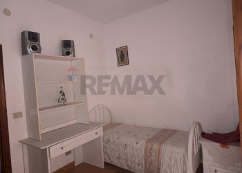 Camera / camera da letto - Trilocale Via Umberto I
 
125, Ischitella - foto 10