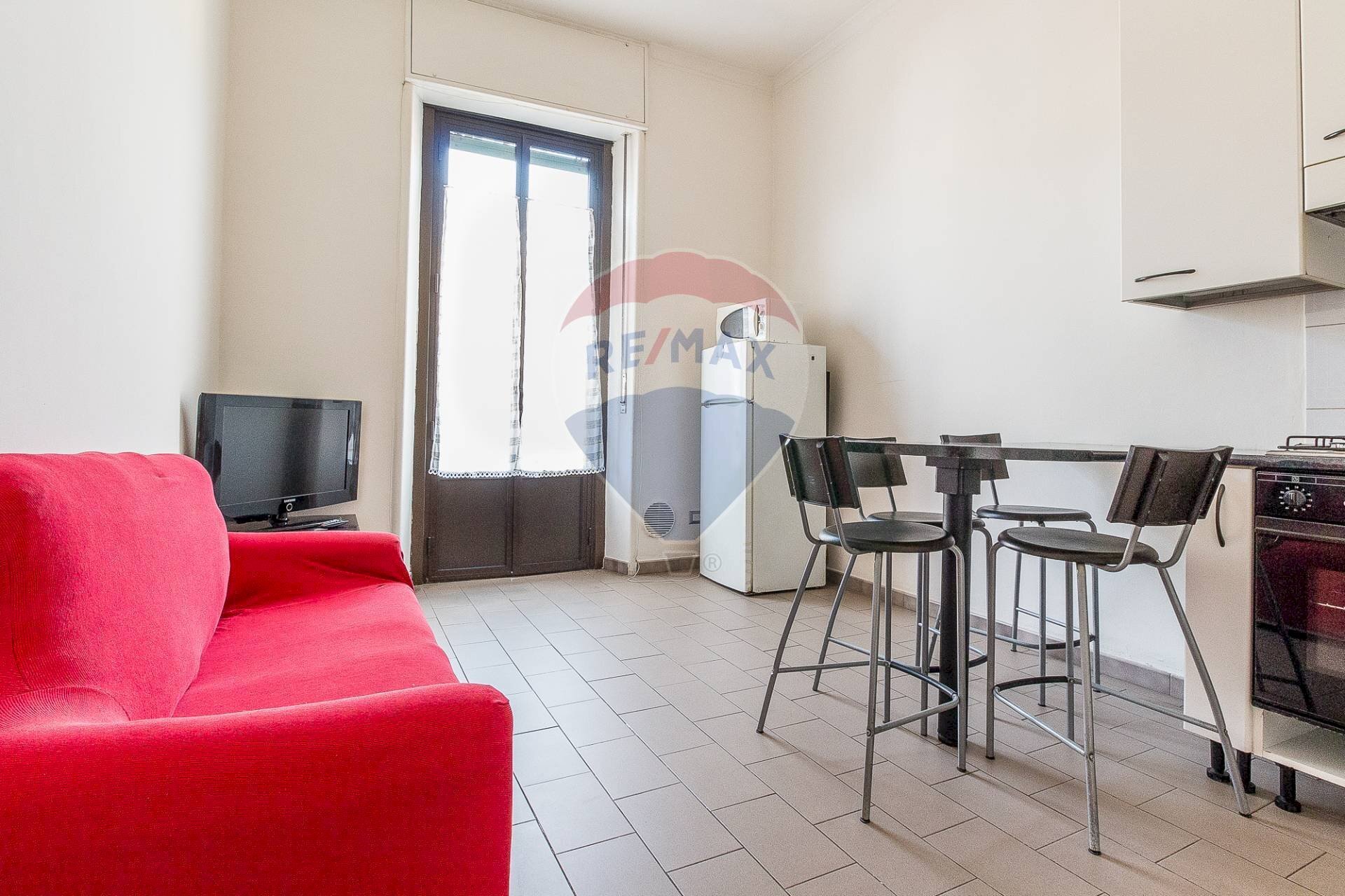 Sala da pranzo - Bilocale Via Antonio Picozzi
 
21, Milano - foto 2