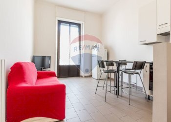 Sala da pranzo - Bilocale Via Antonio Picozzi
 
21, Milano - foto 5