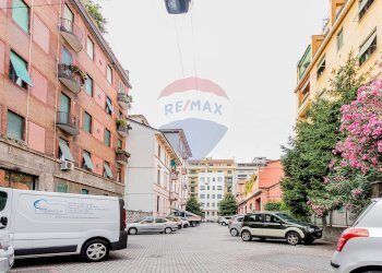 Edificio all\'aperto - Bilocale Via Antonio Picozzi
 
21, Milano - foto 18