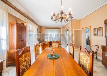 Sala da pranzo - Villa Via Zocche
 
43, Rivarolo del Re ed Uniti - foto 16